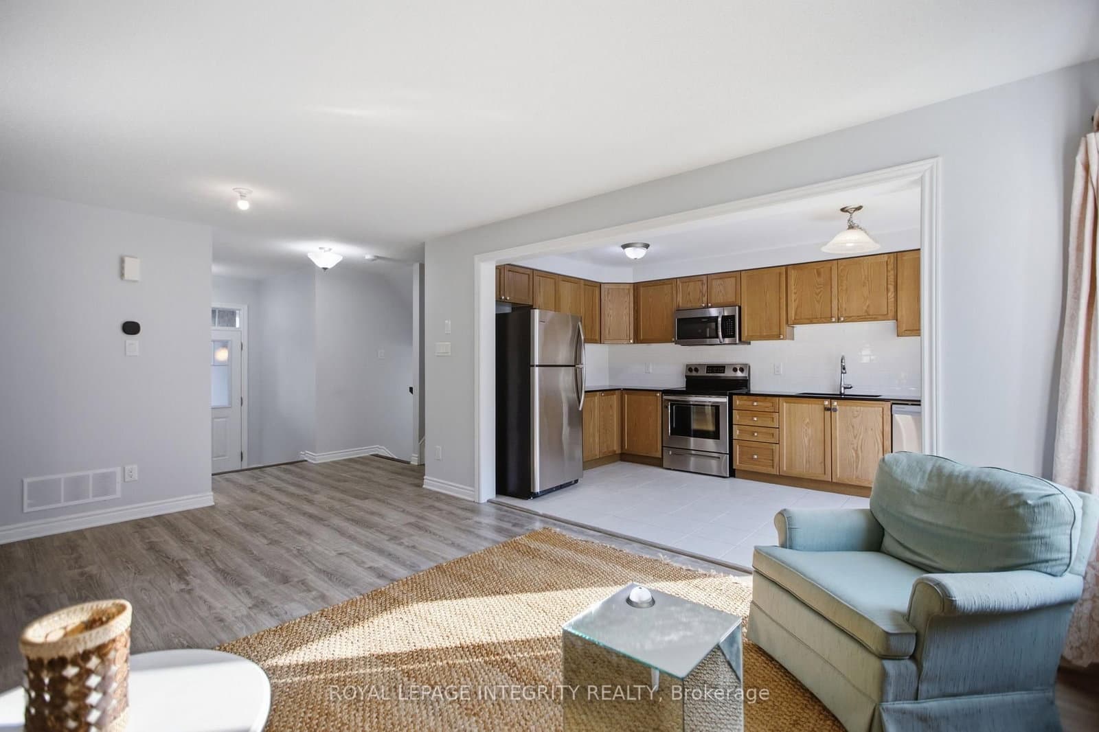 2235 Watercolours Way - Image 5