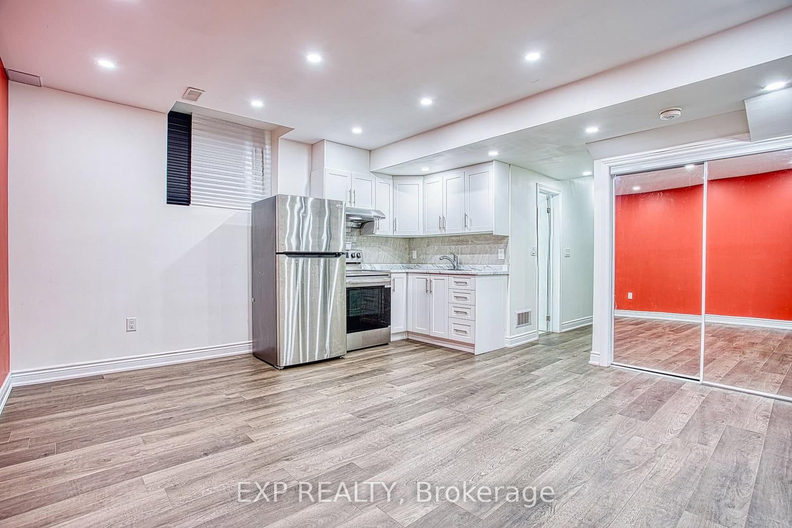 15 Riley Avenue, Unit Lower - Image 5