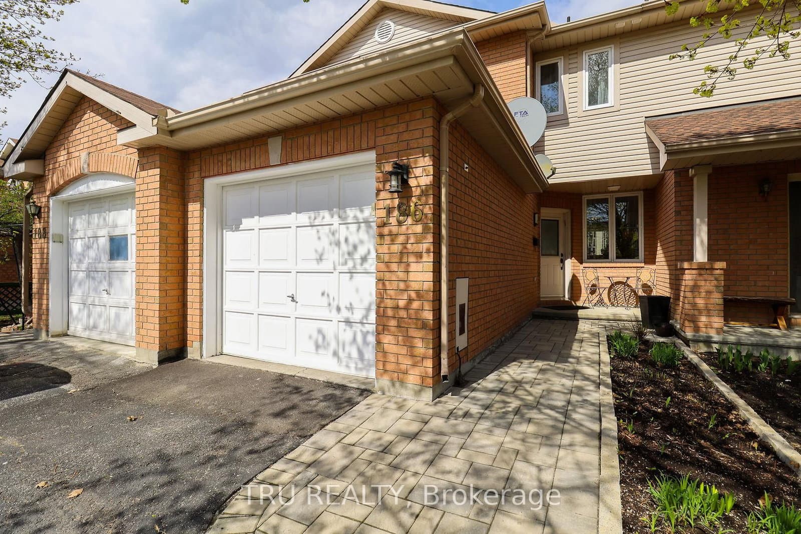 186 Daventry Crescent - Image 3