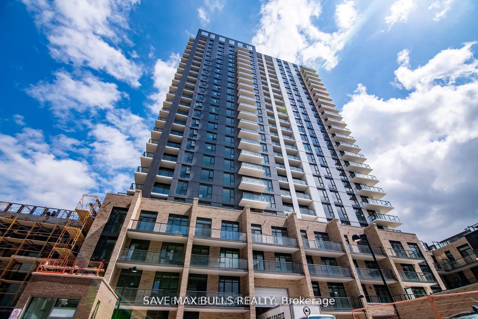 55 Duke Street W, Unit 2002 - Image 1