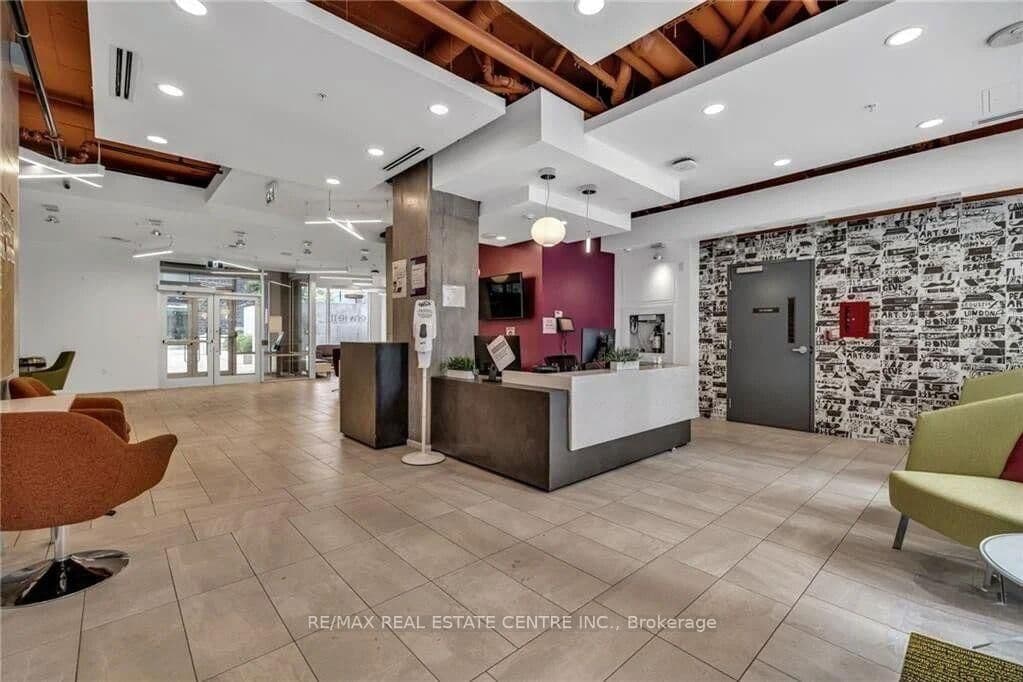 105 Champagne Avenue, Unit 2006 - Image 3