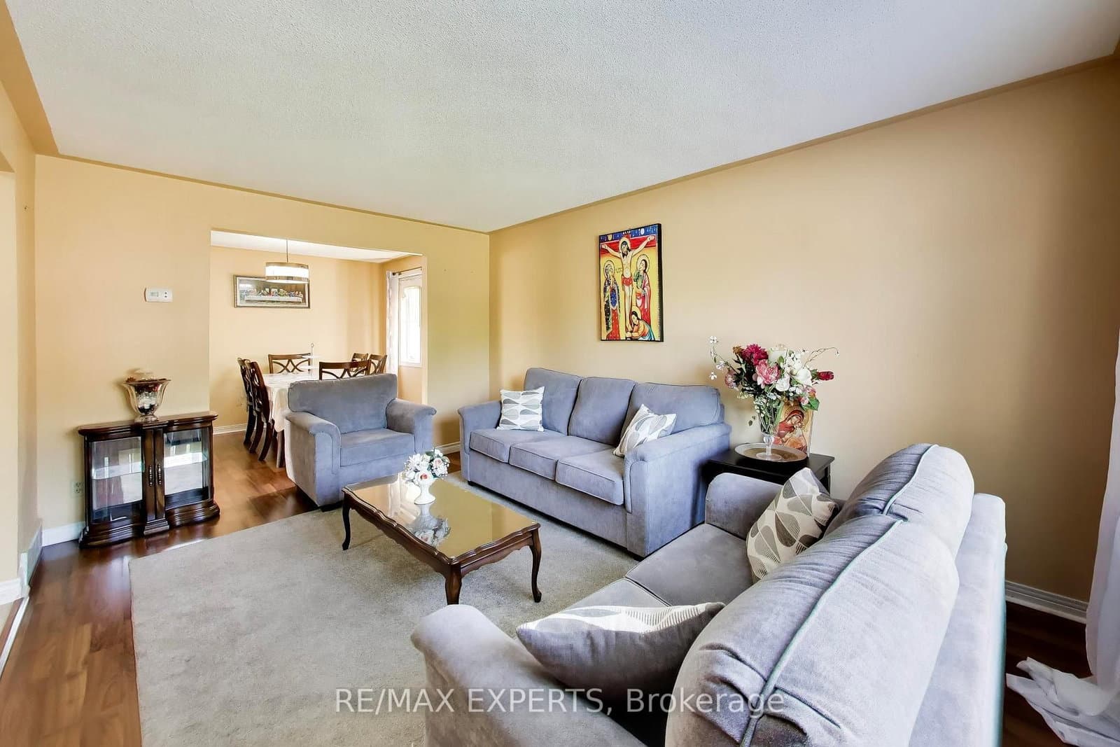 331 Newbury Drive - Image 5