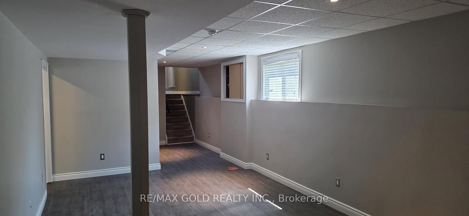 11 Rose Avenue - Image 4