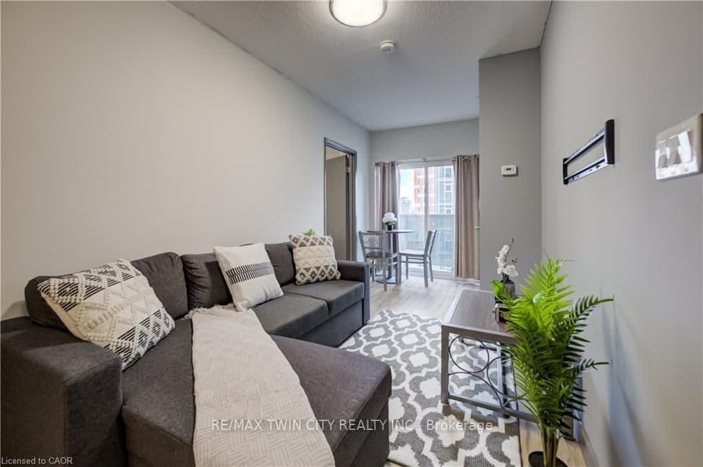 258A SUNVIEW Street, Unit 198 - Image 4