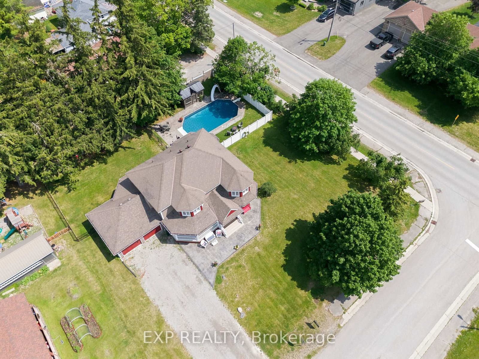 4 Flora Street - Image 4