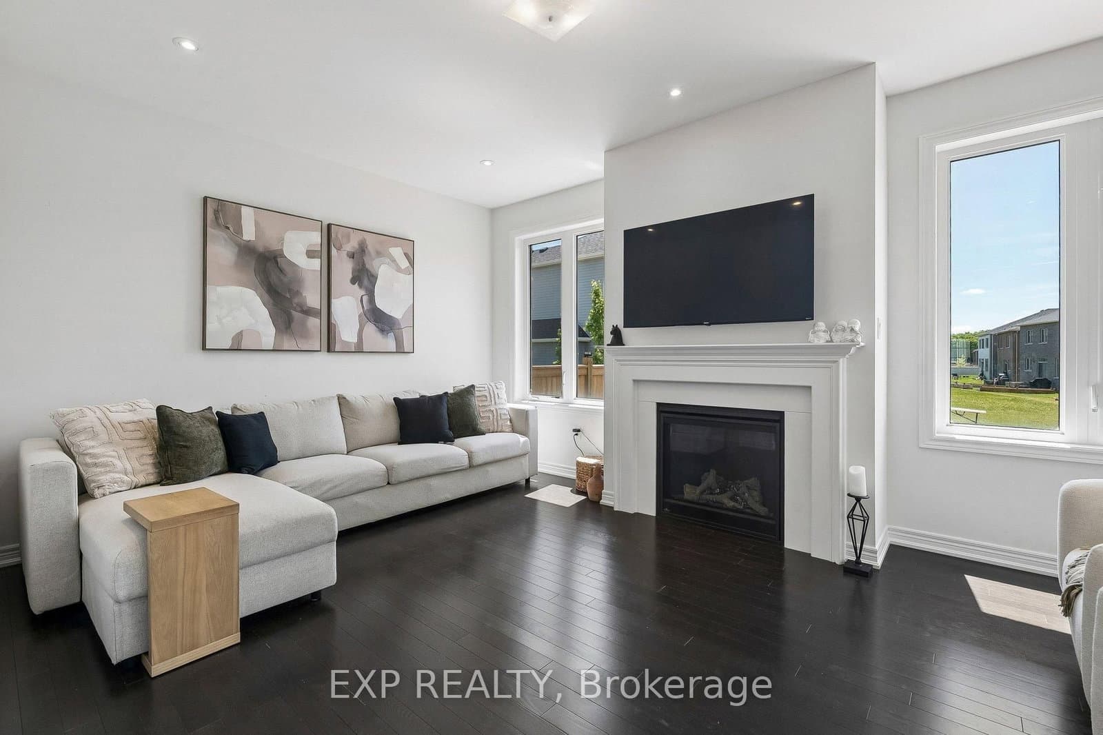 285 Chippewa Avenue - Image 1