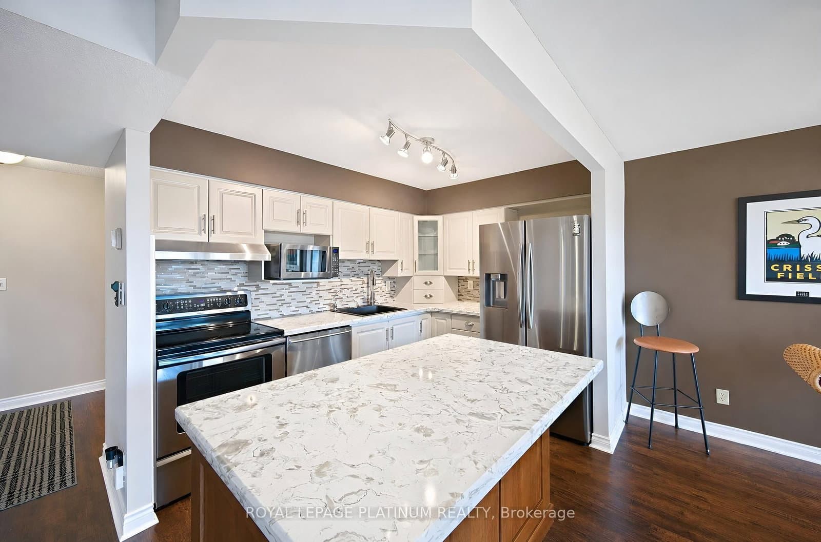 688 Preston Parkway, Unit 401 - Image 6