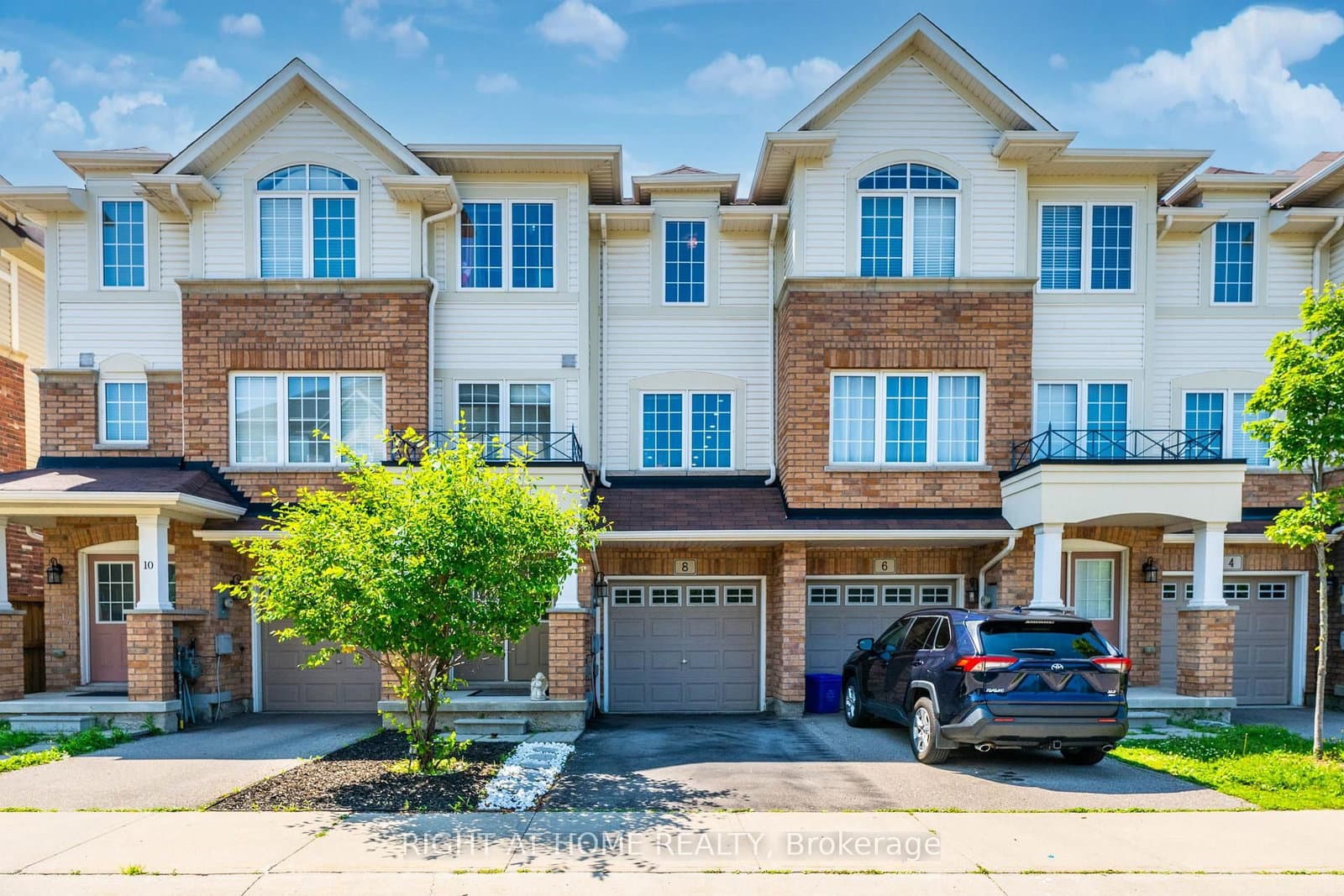 8 Kenridge Terrace - Image 1