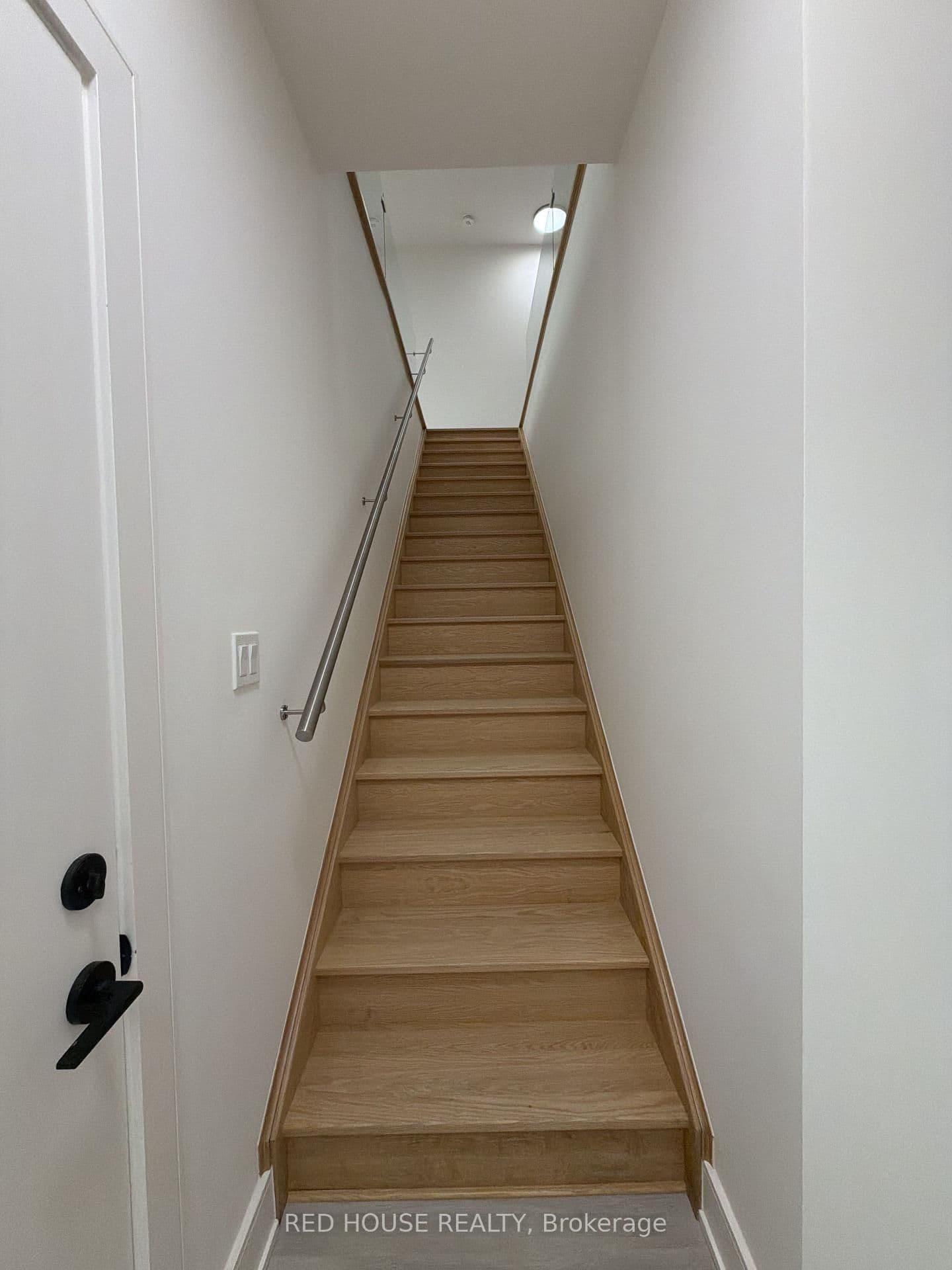 131 Everett Common - Image 3