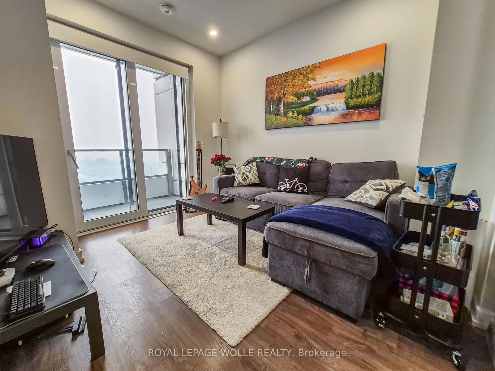 15 Wellington Street S, Unit 2504 - Image 3