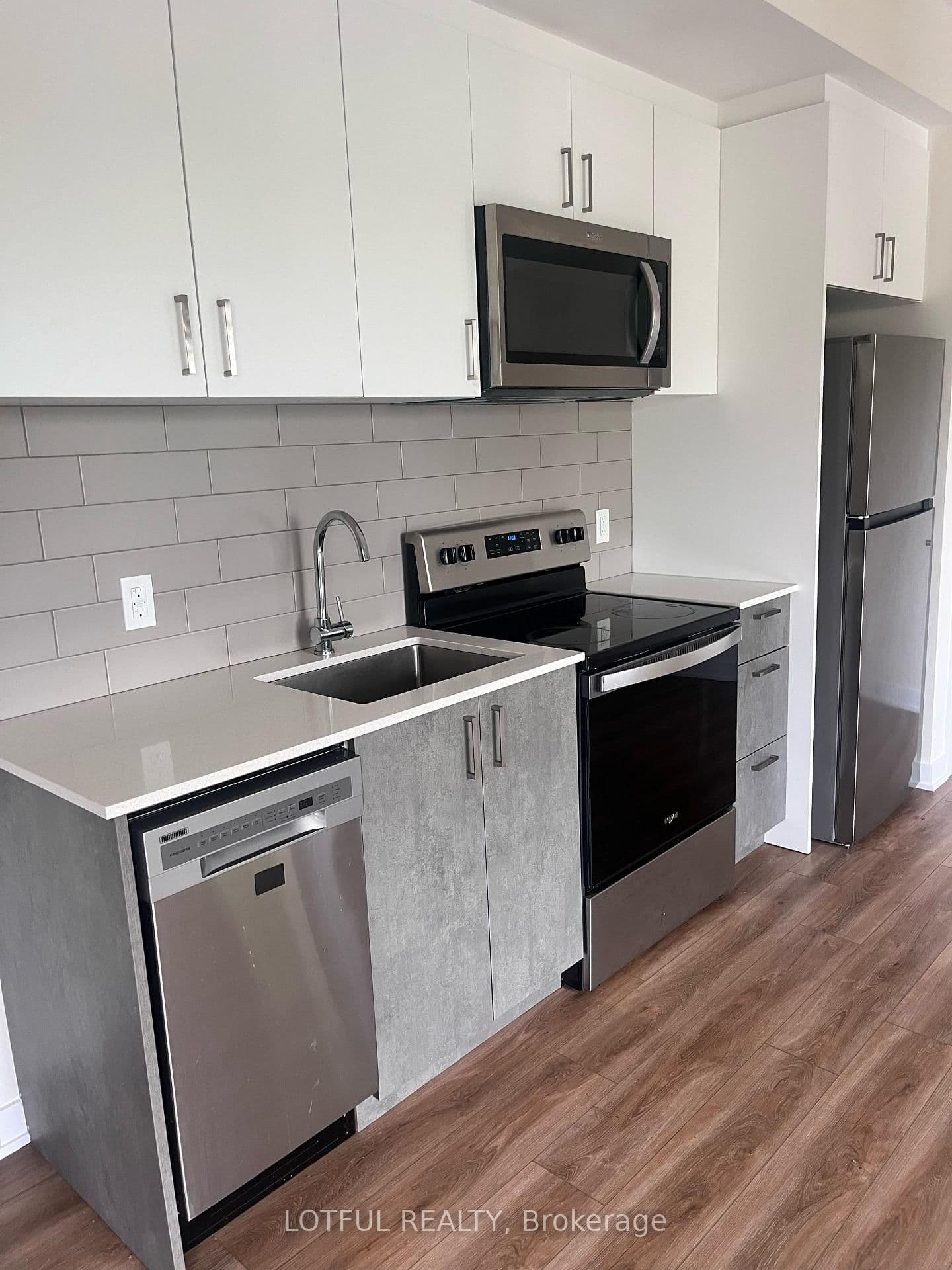 630 Churchill Avenue N, Unit 304 - Image 5