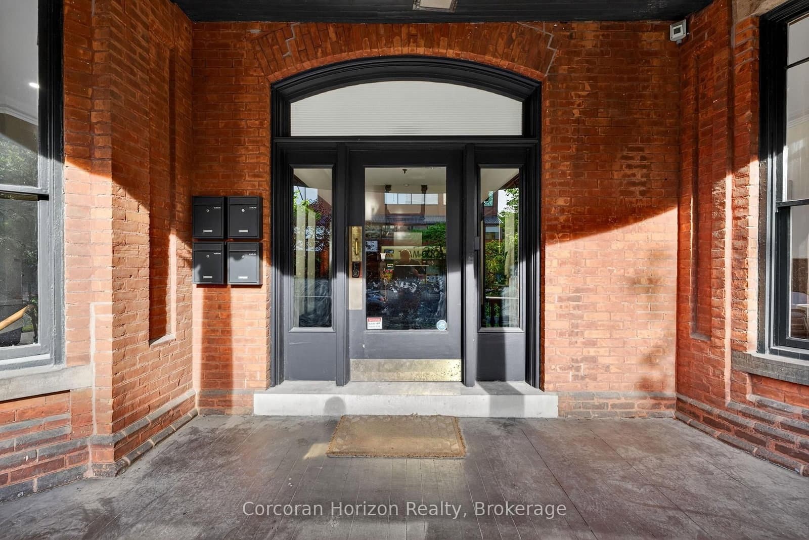 183 James Street S, Unit 2 - Image 3