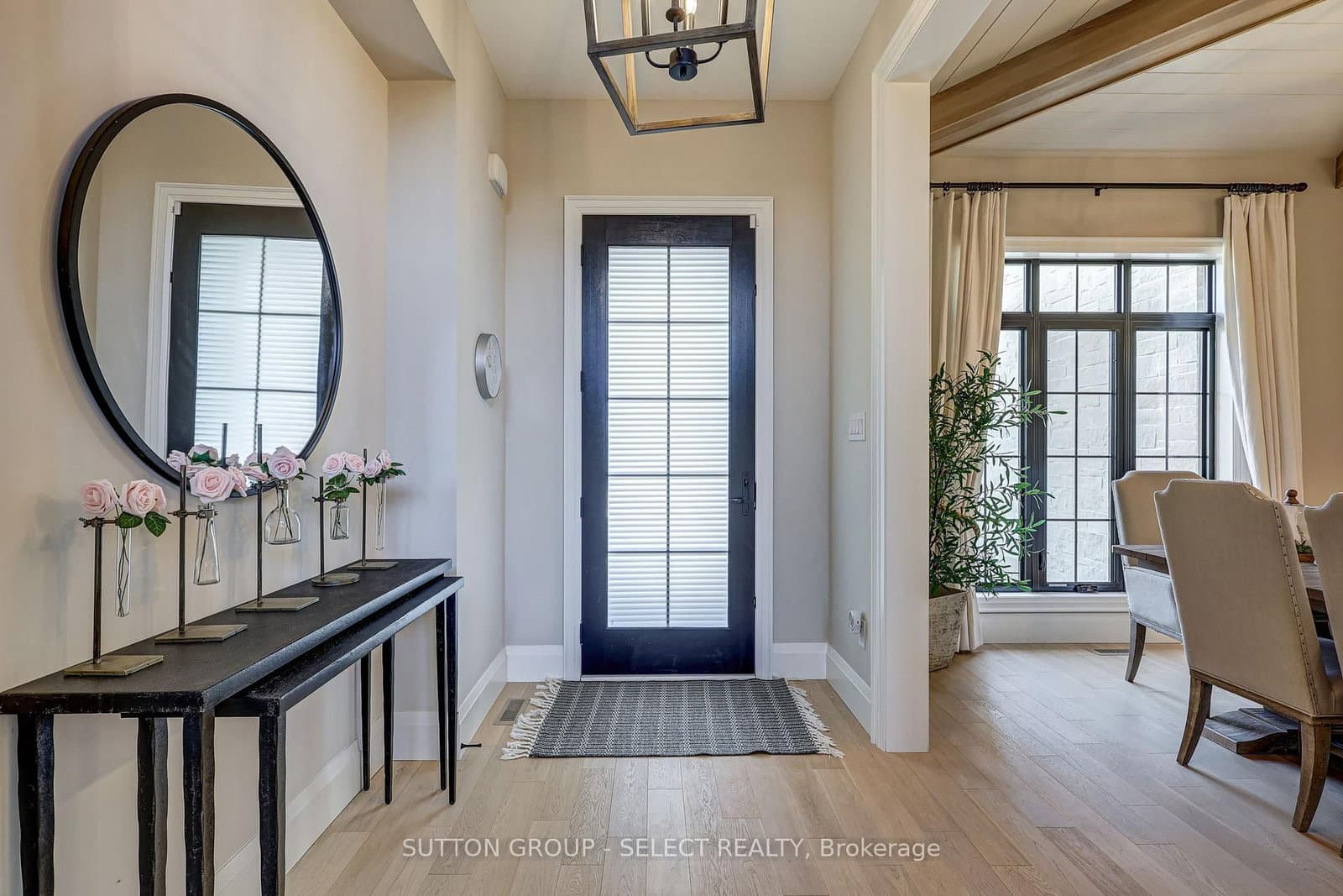 2397 MEADOWLANDS Way - Image 3