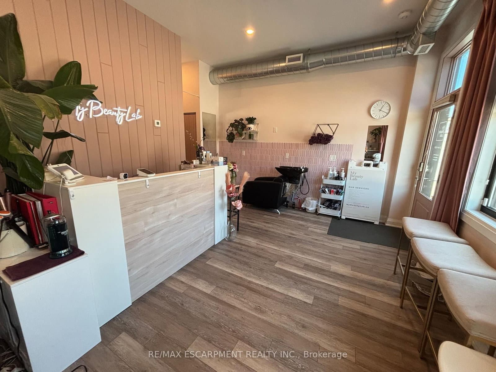 52 Barton Street E, Unit 1 - Image 6