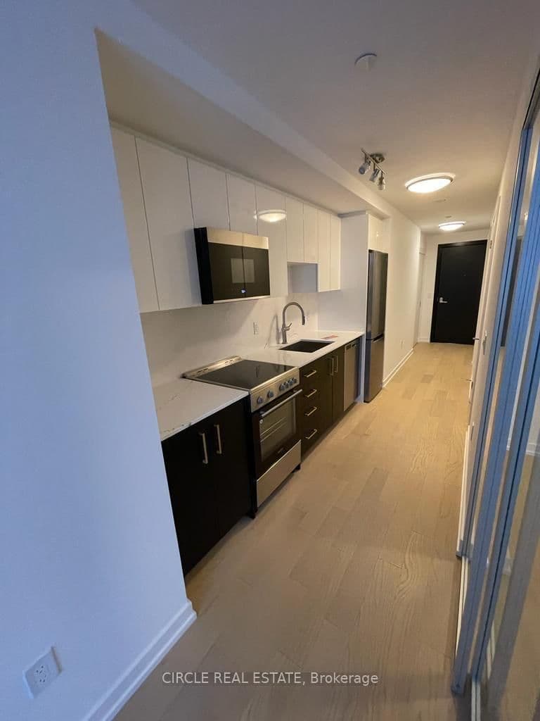 15 Wellington Street S, Unit 703 - Image 5