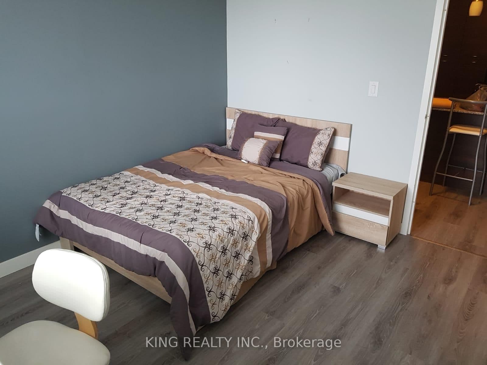 318 Spruce Street, Unit 1405 - Image 6