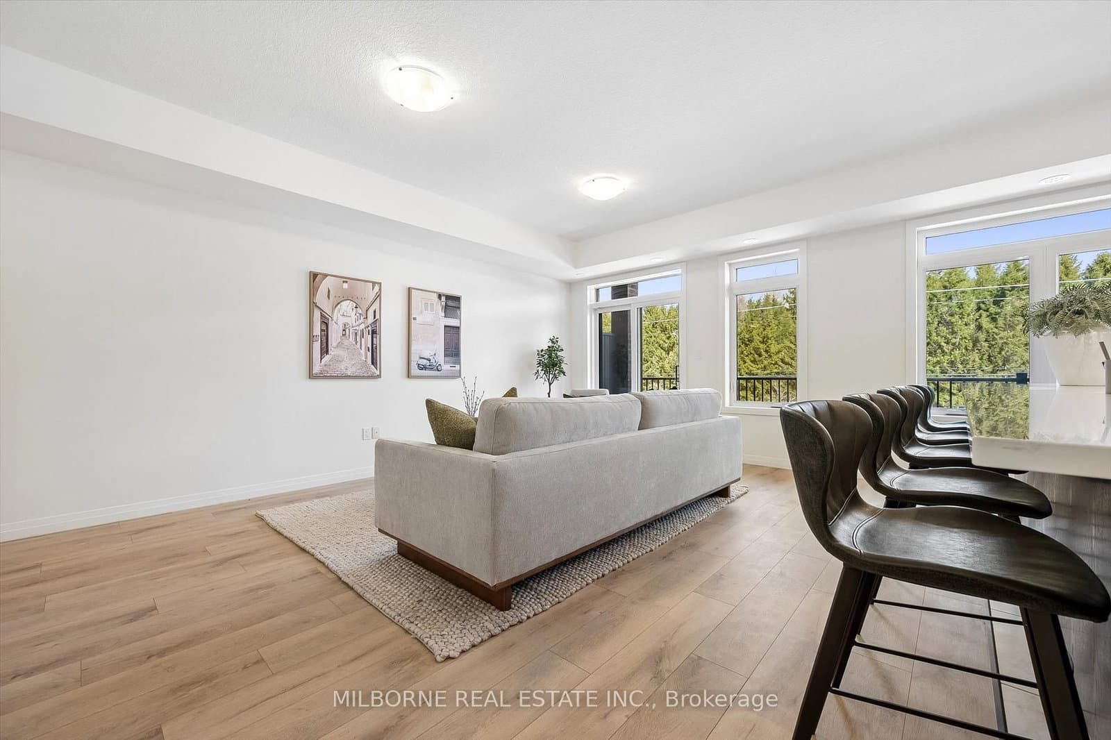 34 Thatcher Drive - Image 4