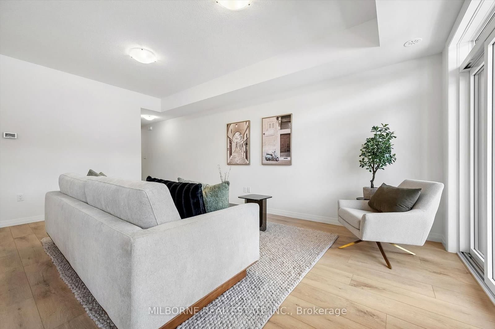34 Thatcher Drive - Image 6