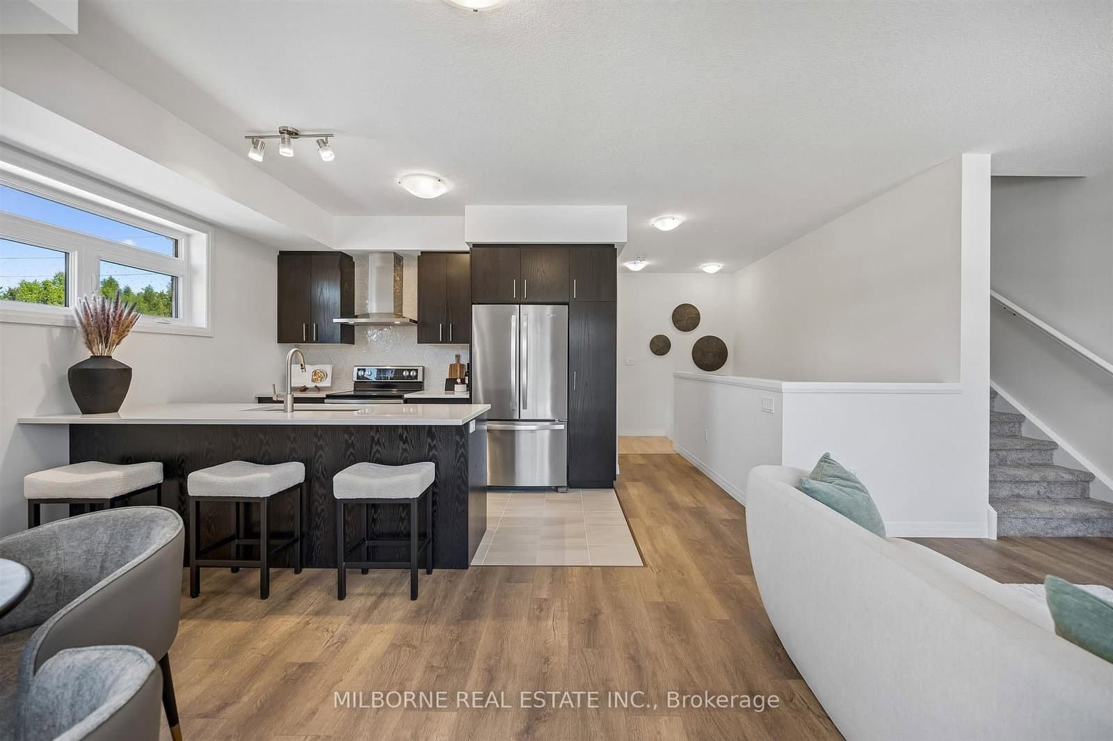 36 Thatcher Drive - Image 1