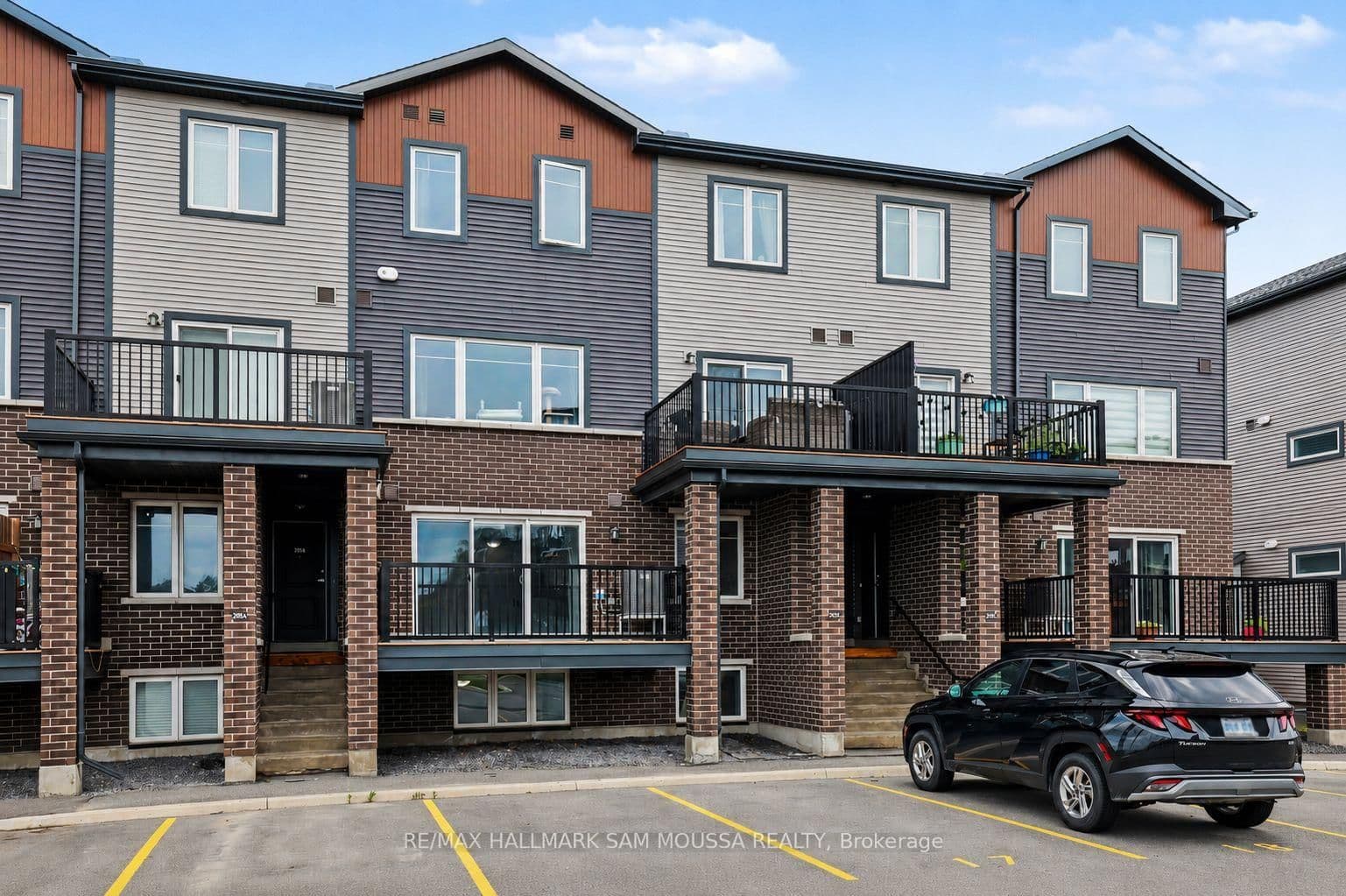 215 Eldorado Private, Unit A - Image 2