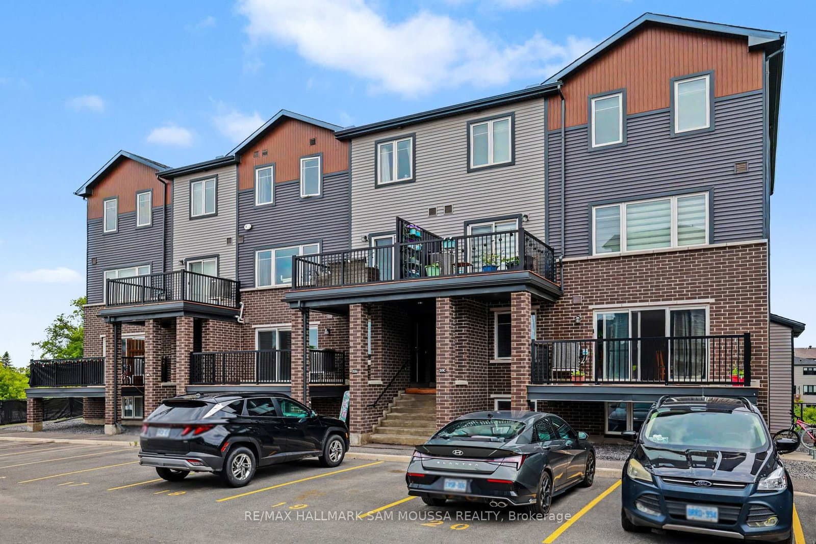 215 Eldorado Private, Unit A - Image 3