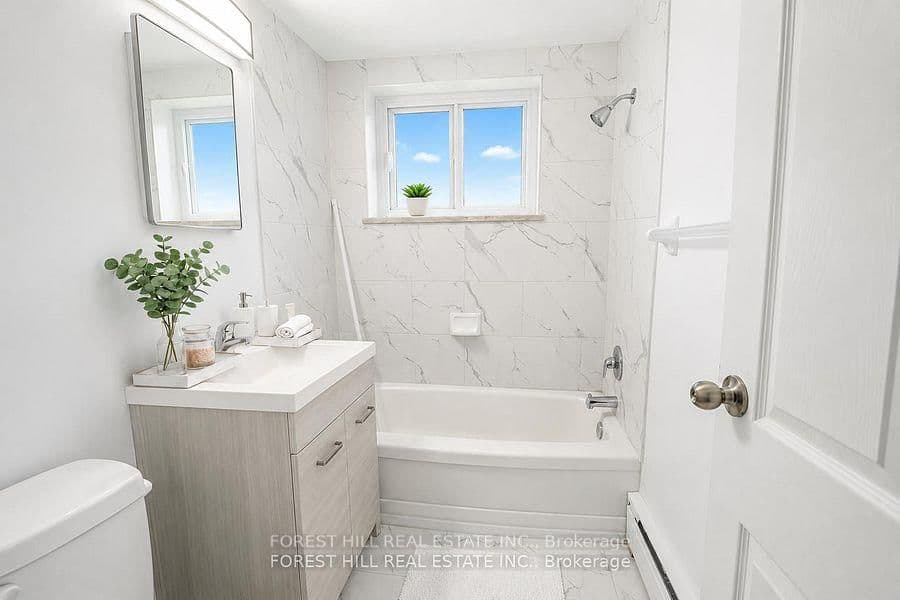 92 Robinson Street, Unit 504 - Image 4