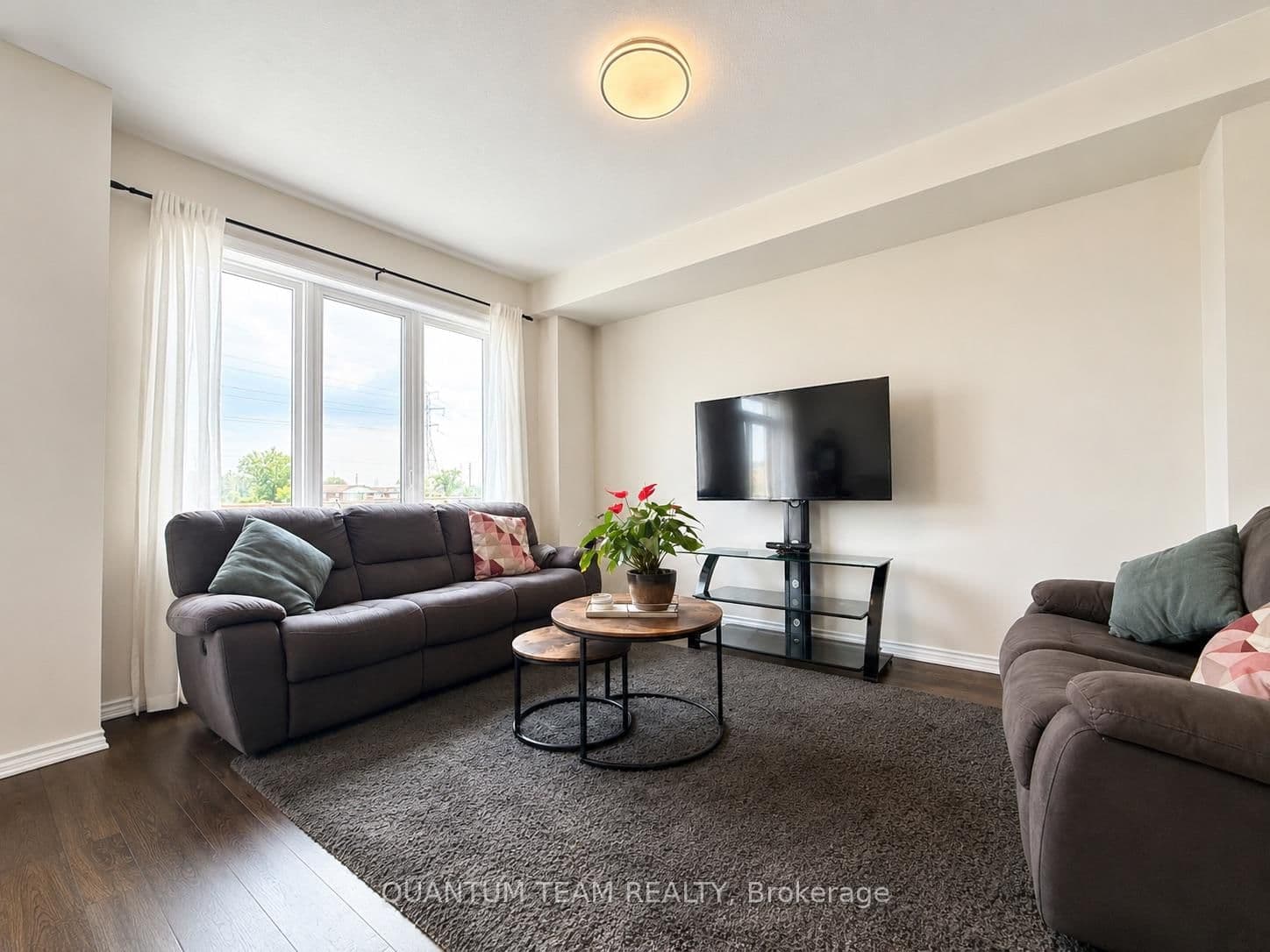 266 Explorer Way - Image 5