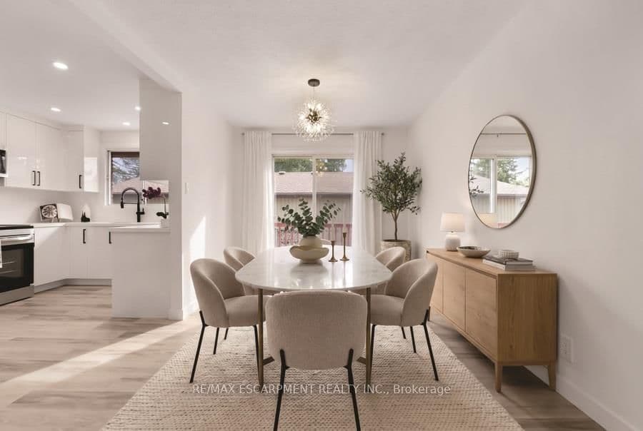 345 BERKINDALE Drive - Image 6