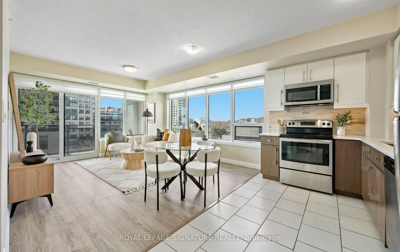 53 Arthur Street S, Unit 706 - Image 5