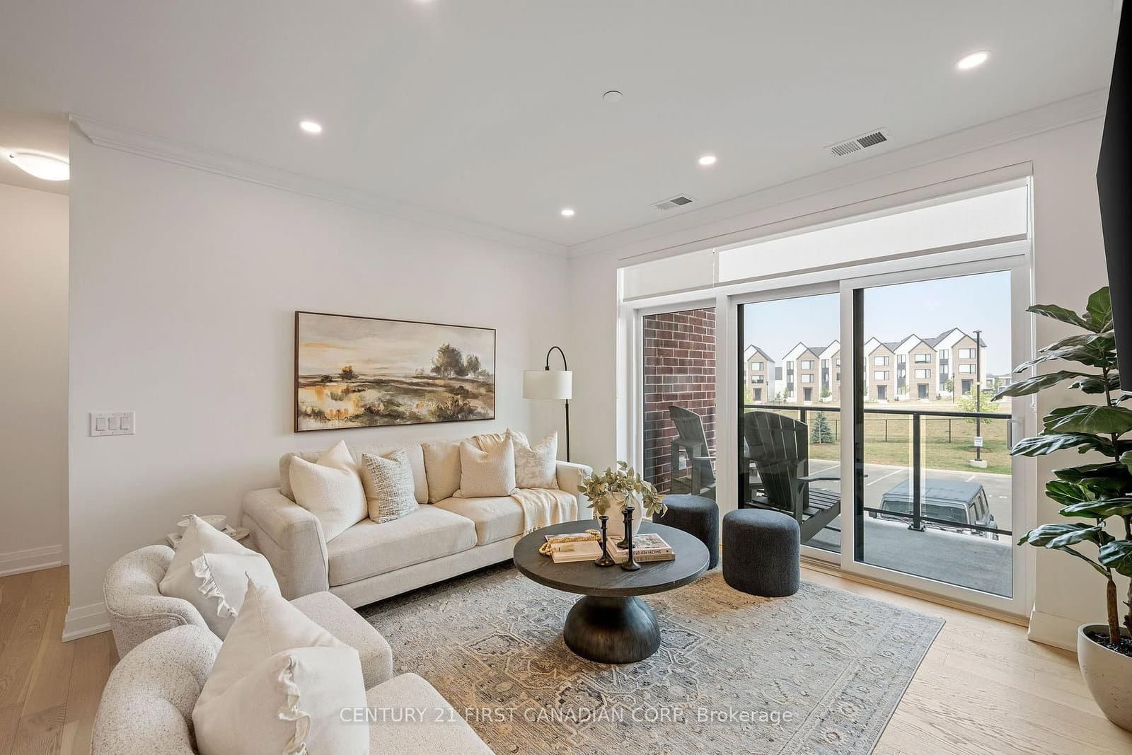 1560 Upper West Avenue, Unit 202 - Image 6