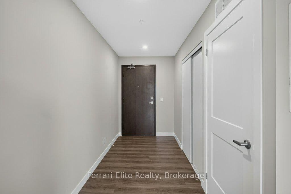 15 Queen Street S, Unit 1114 - Image 4