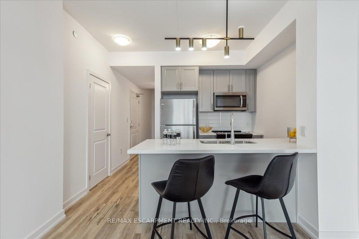 450 Dundas Street E, Unit 1001 - Image 6