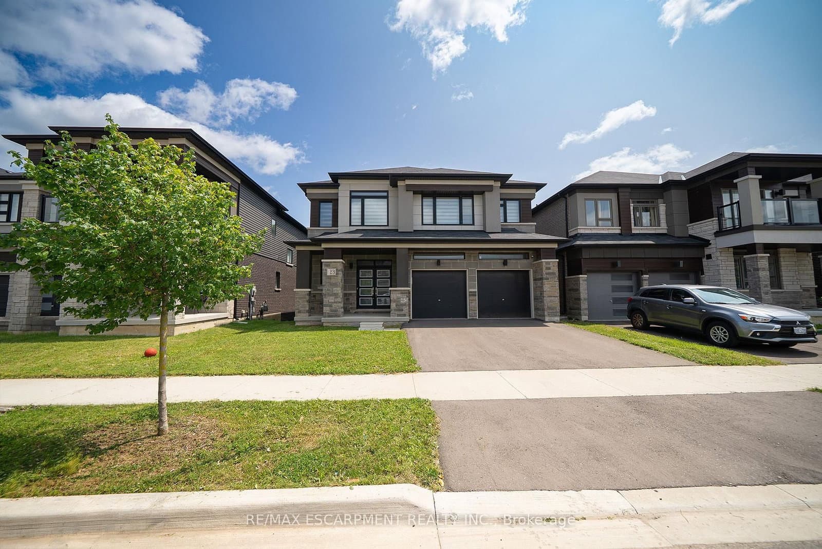 23 Stauffer Road - Image 2