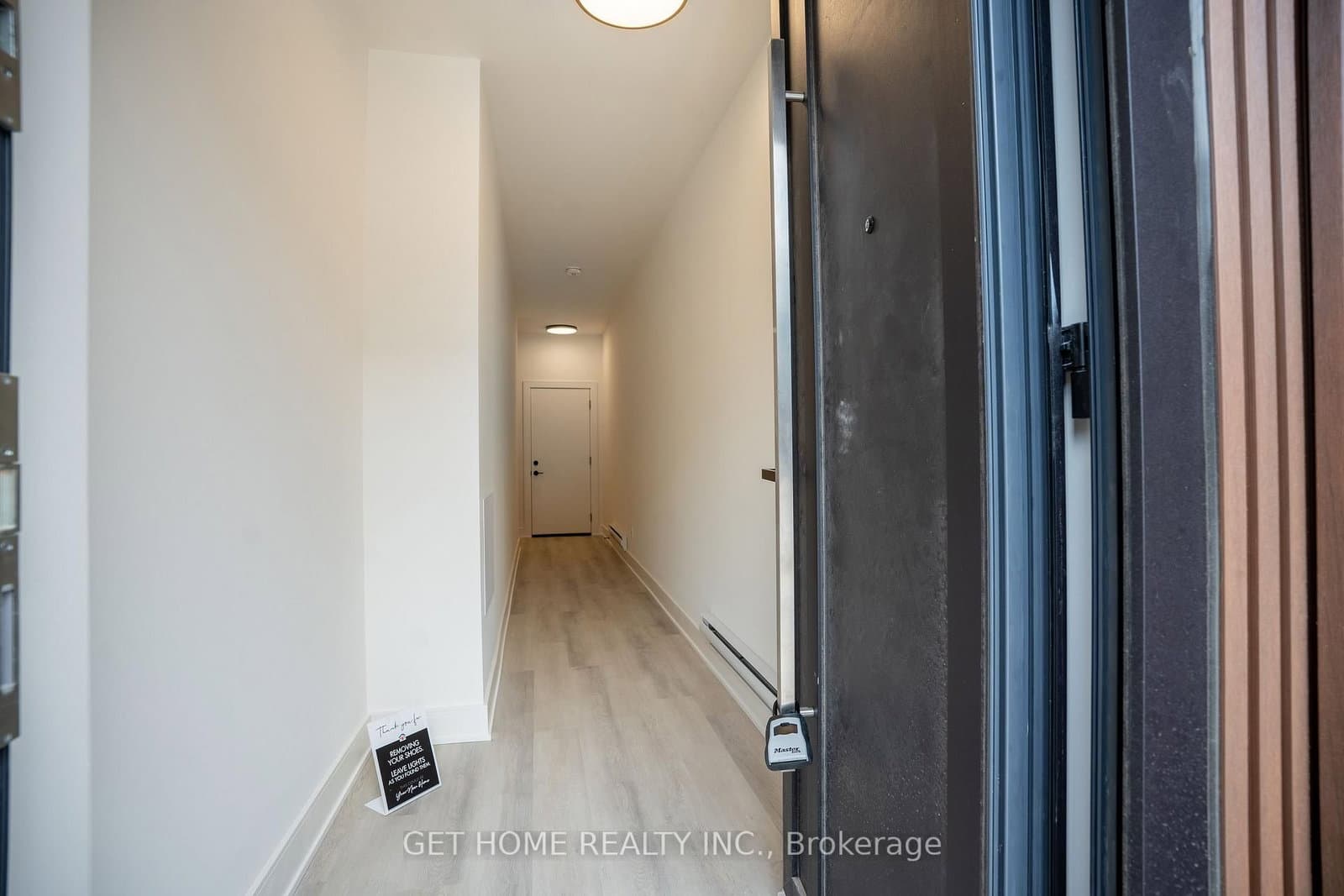 117 Everett Common - Image 4