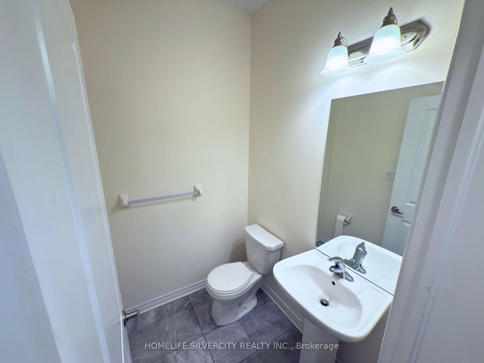 35 Sparkle Drive - Image 5