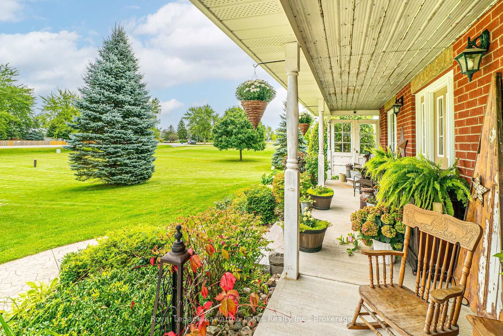 929 Eldon Road - Image 3