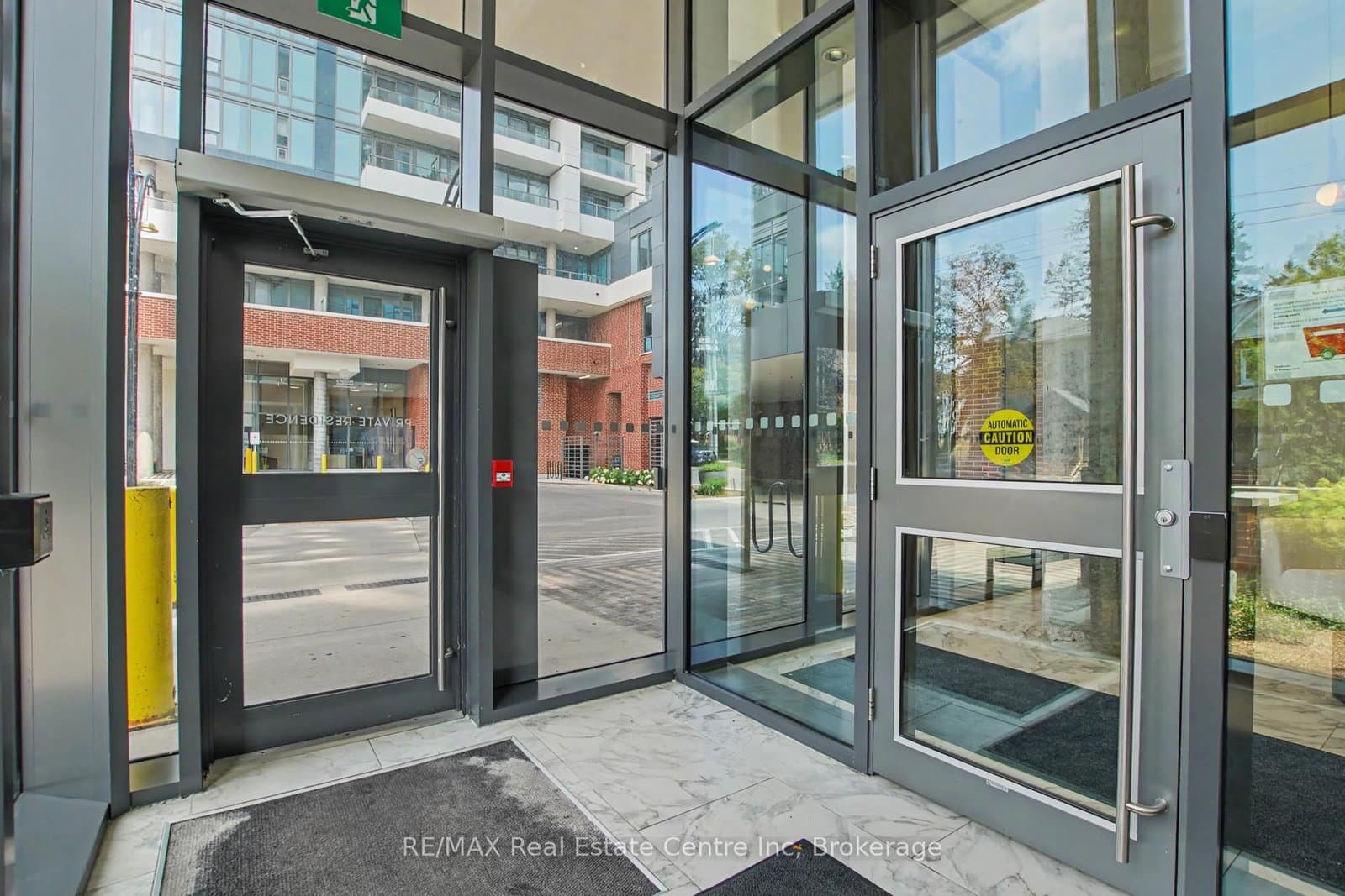 15 WELLINGTON Street, Unit 2214 - Image 6