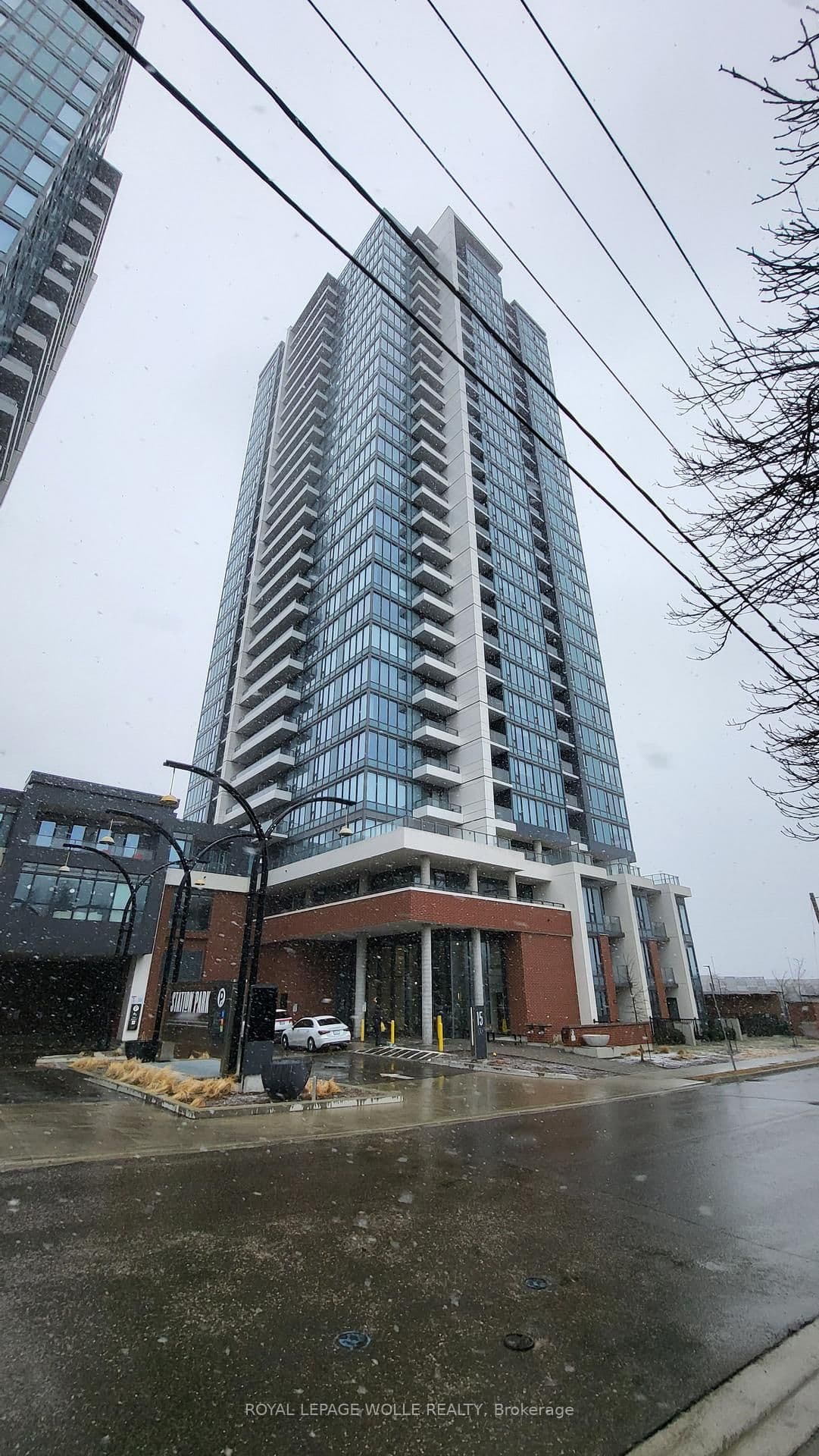 15 Wellington Street S, Unit 304 - Image 1