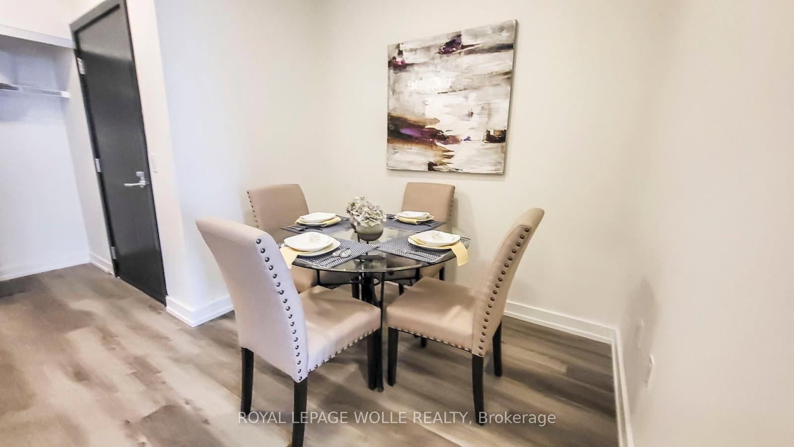 15 Wellington Street S, Unit 304 - Image 6