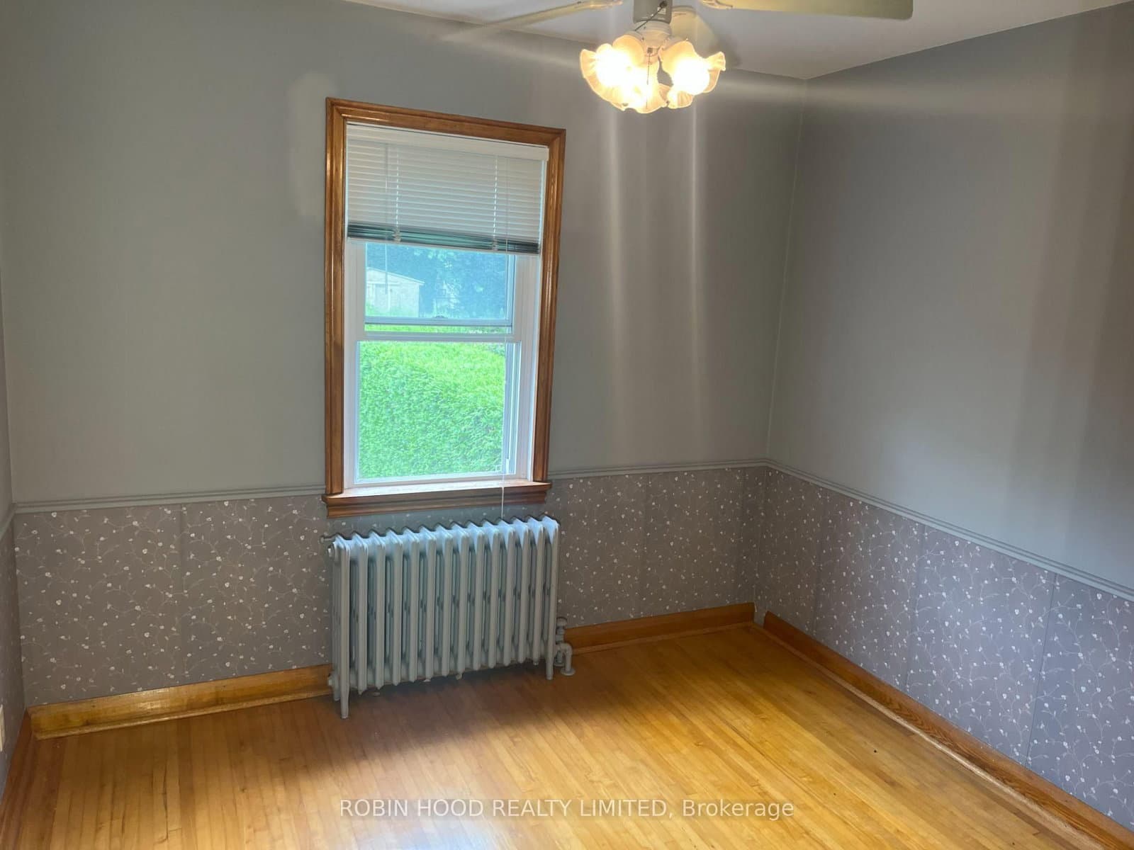 6 Kingsway Crescent, Unit 1 - Image 5
