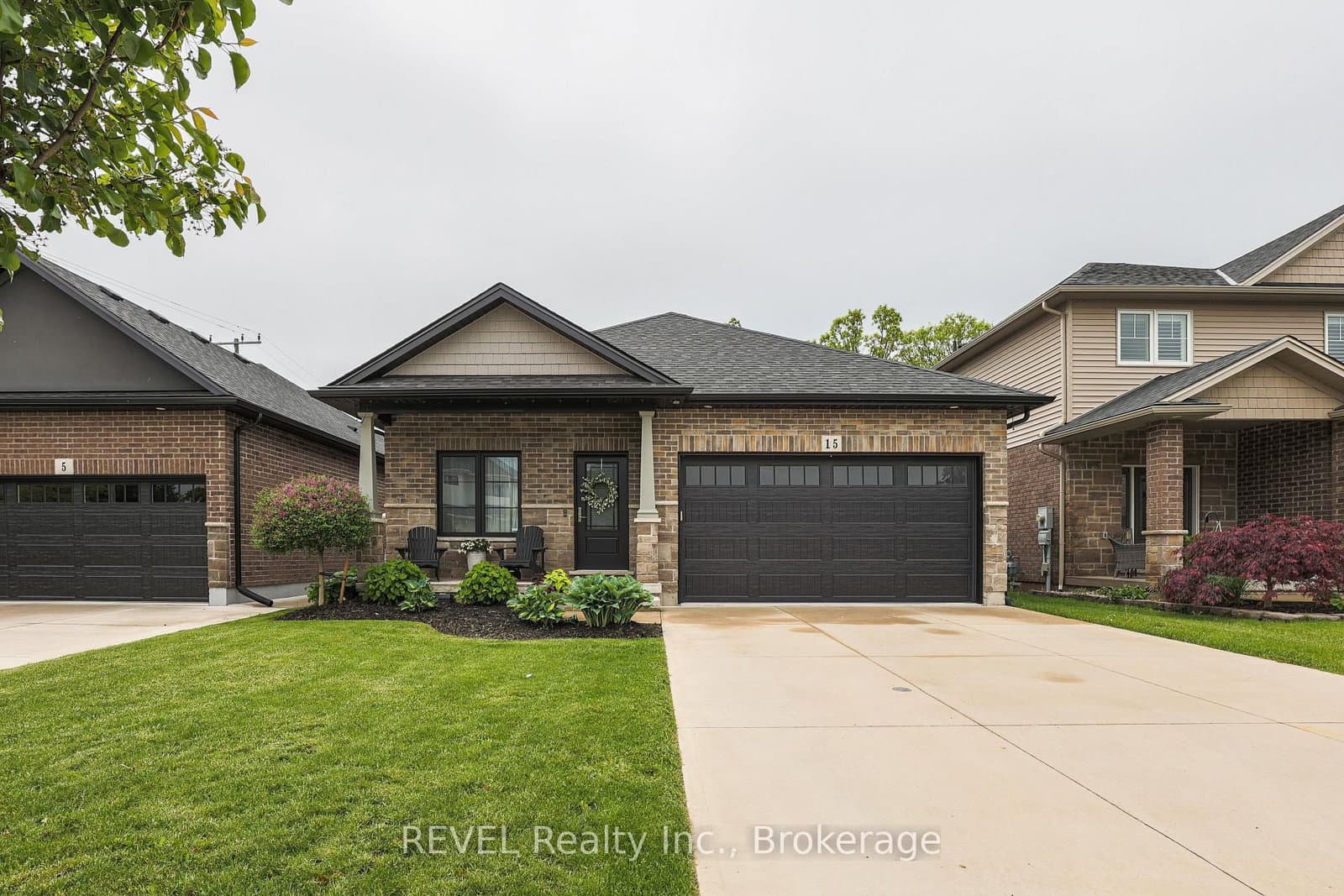 15 Willowbrook Drive - Image 3