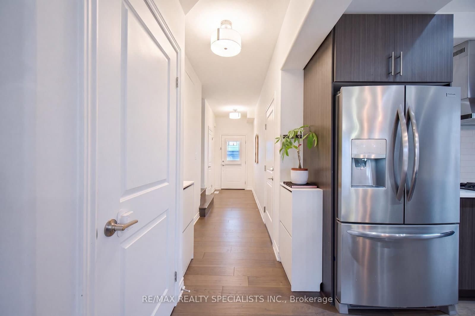 27 Harmony Way - Image 4
