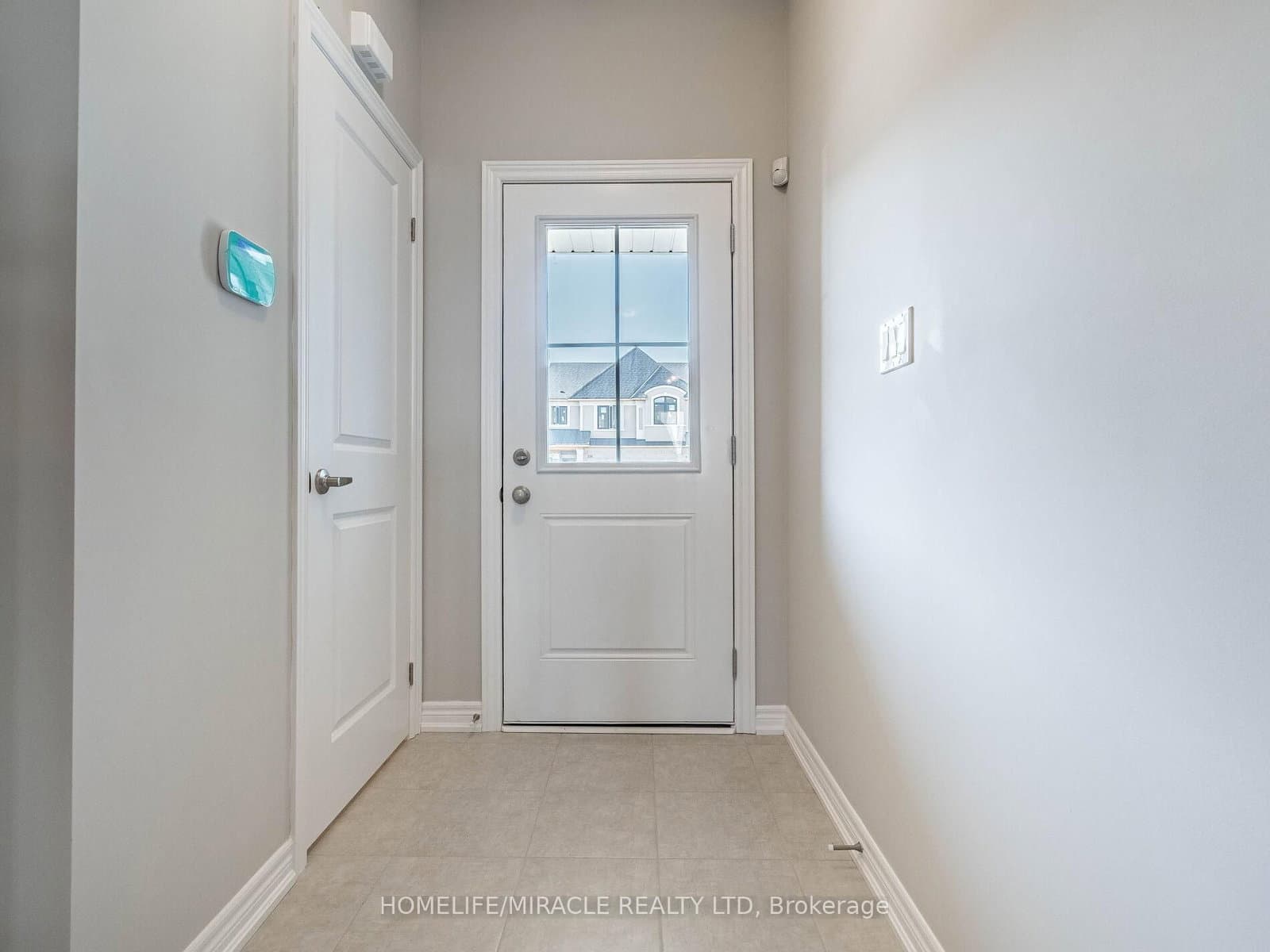 140 Aquasanta Crescent - Image 3