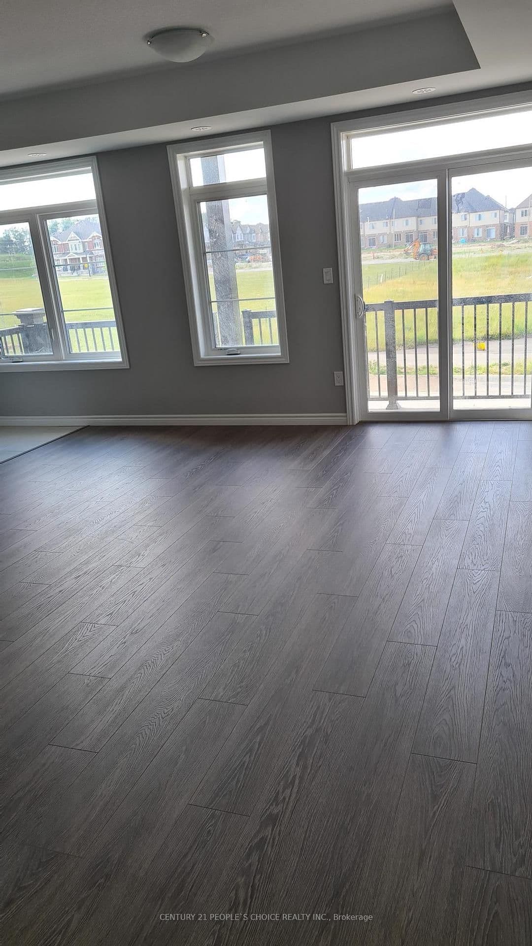 42 WHEAT Lane - Image 4