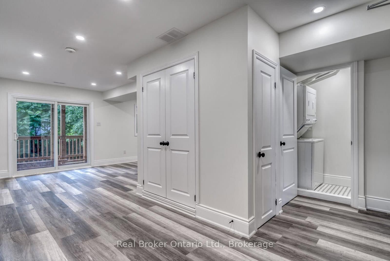 220 Caroline Street S, Unit 1 - Image 6