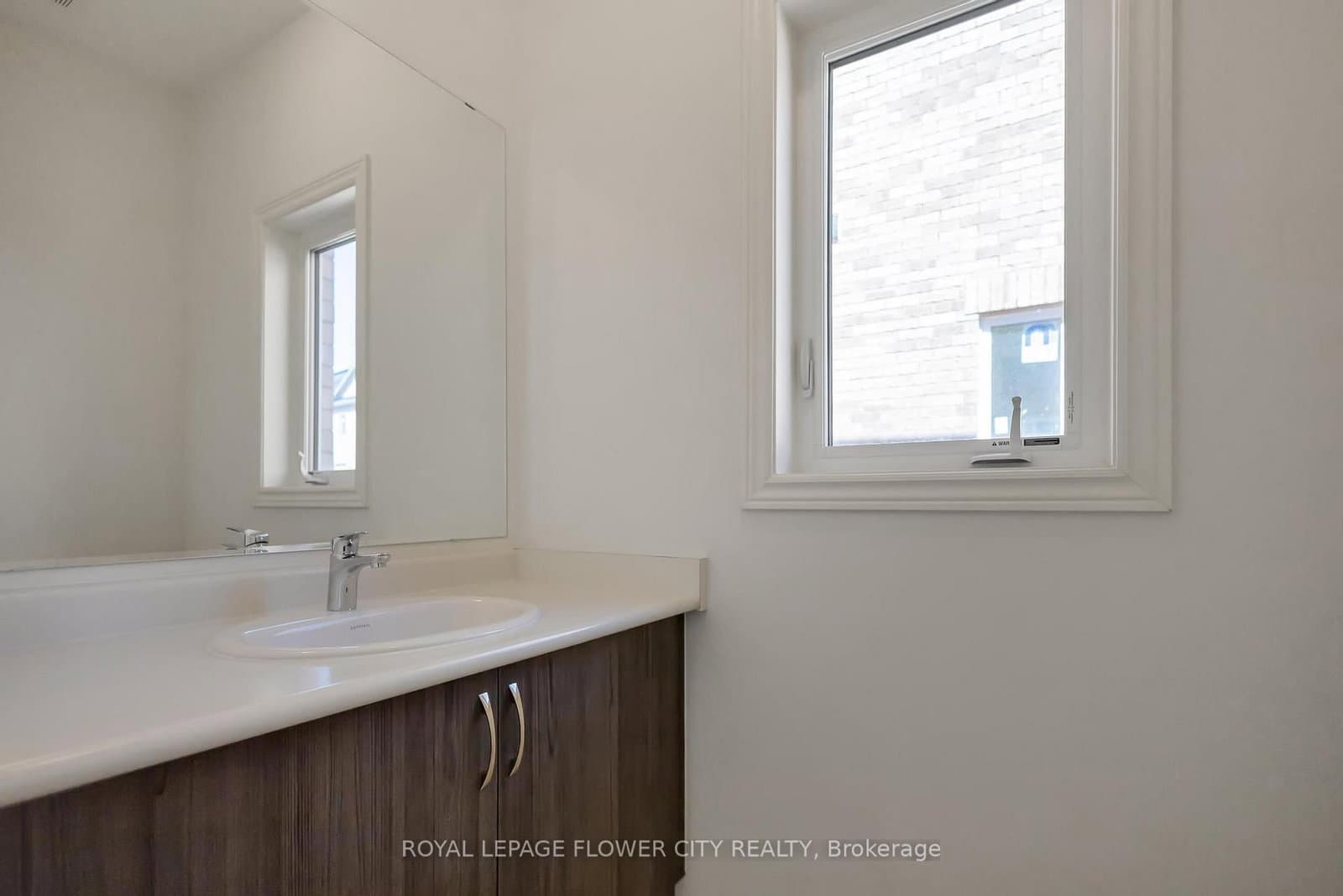 37 Gledhill Crescent - Image 6