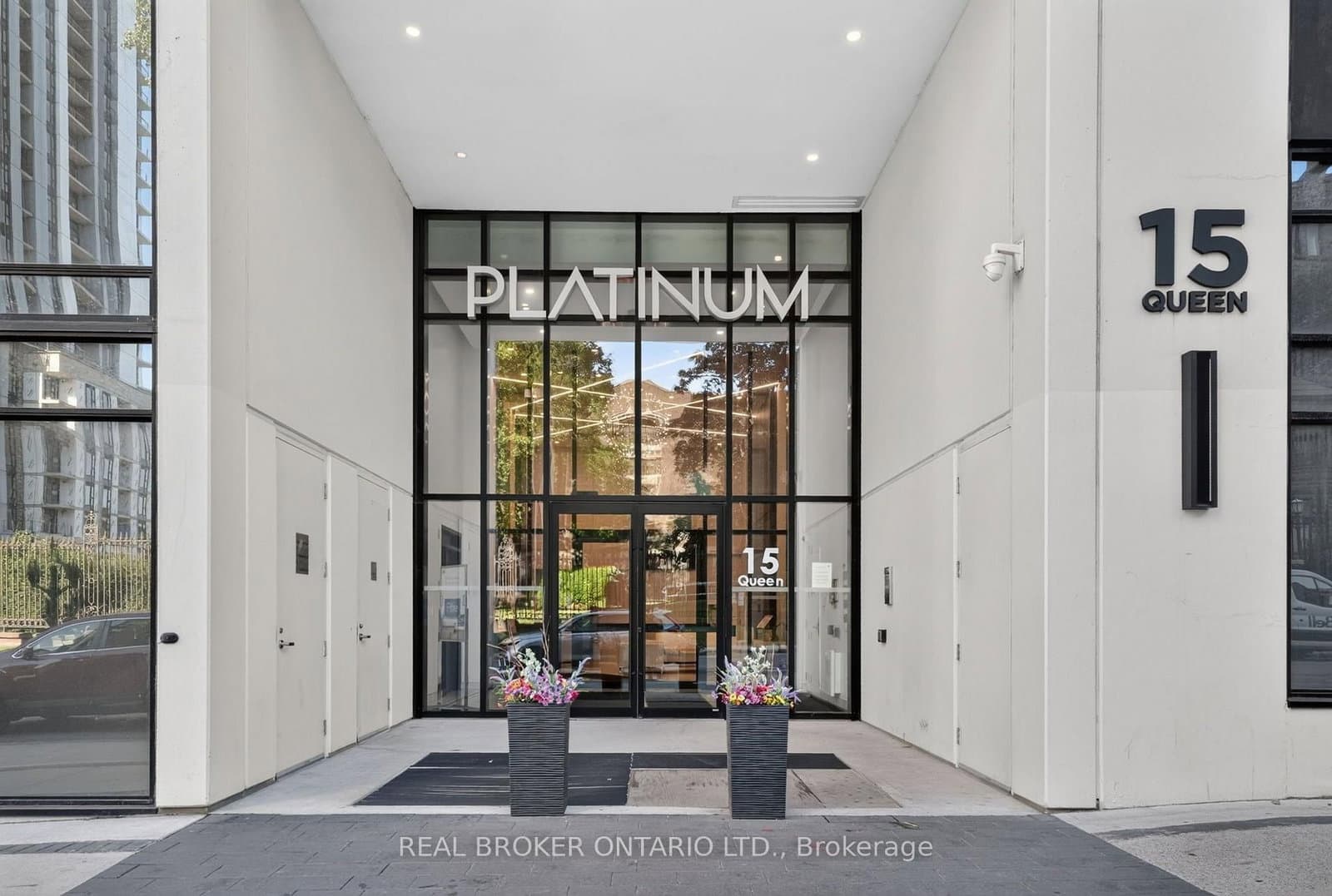 15 Queen Street S, Unit 1206 - Image 2