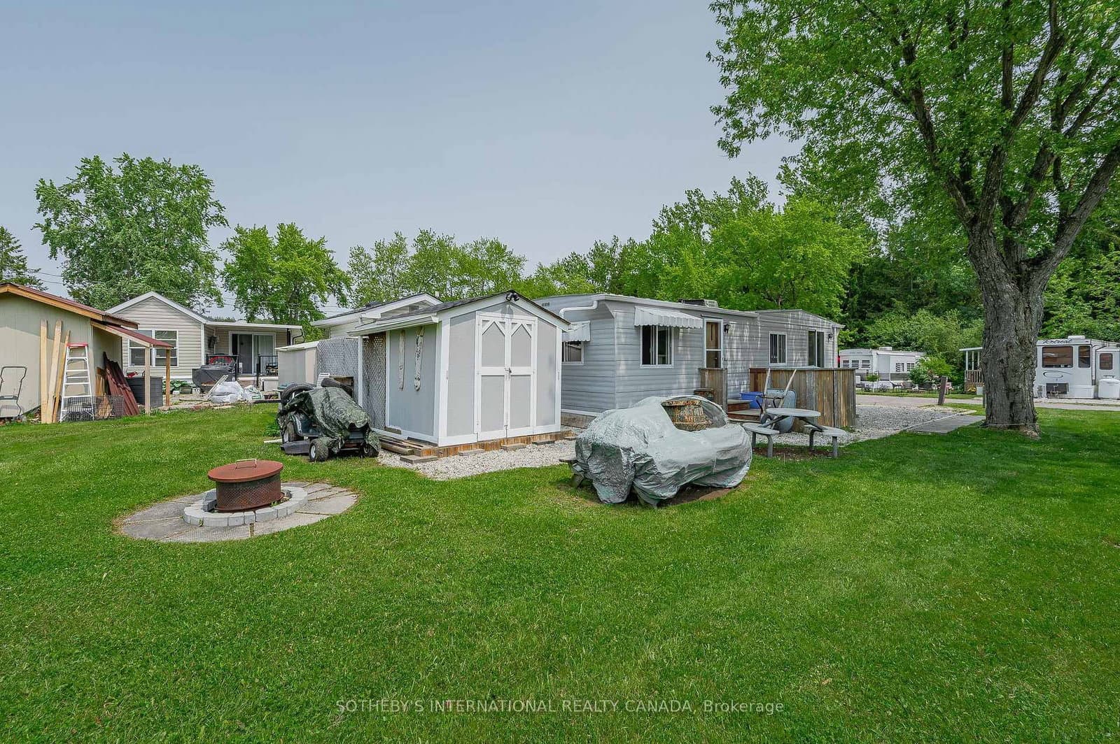 580 Beaver Creek Road, Unit 215 - Image 4