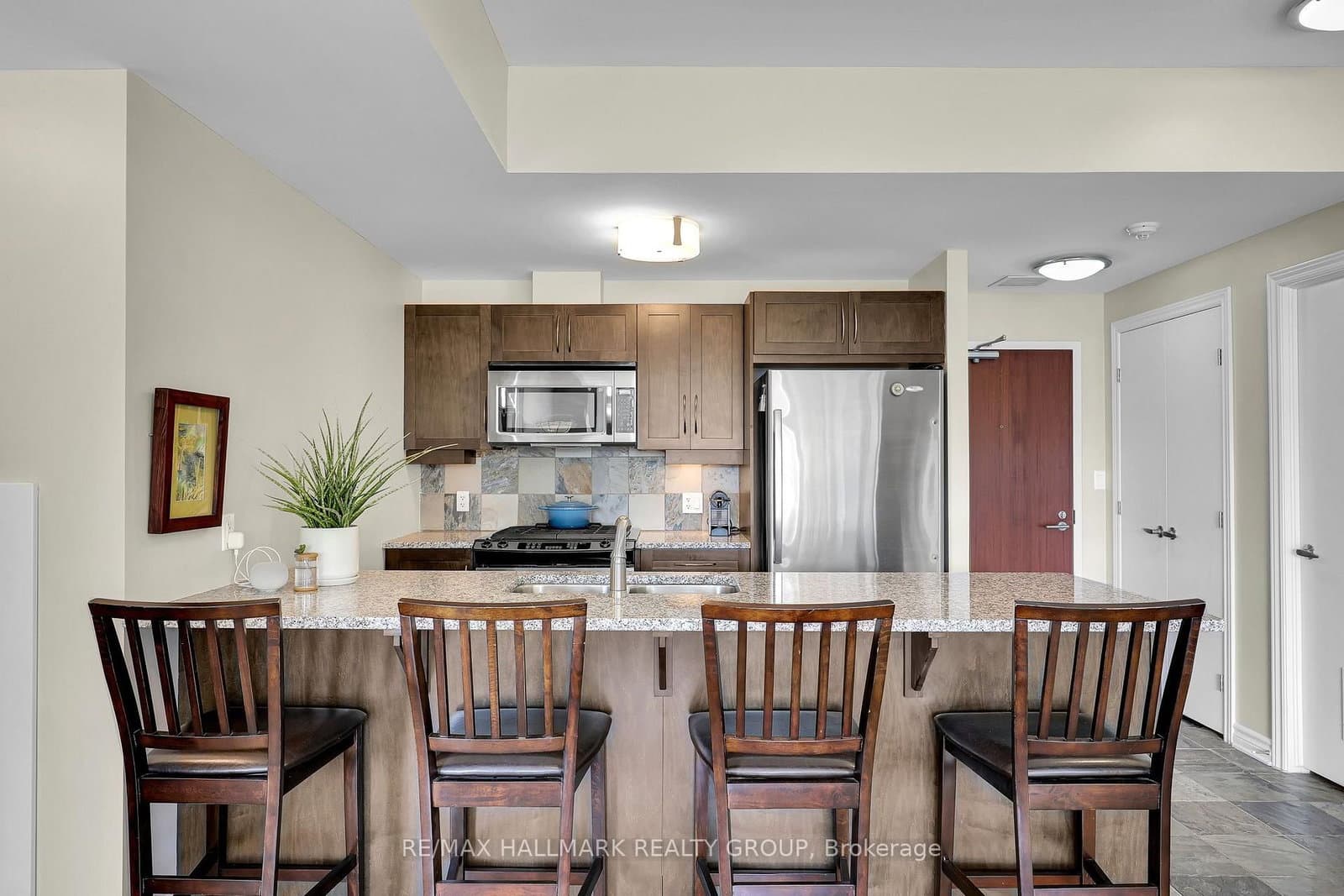 575 Byron Avenue, Unit 411 - Image 6