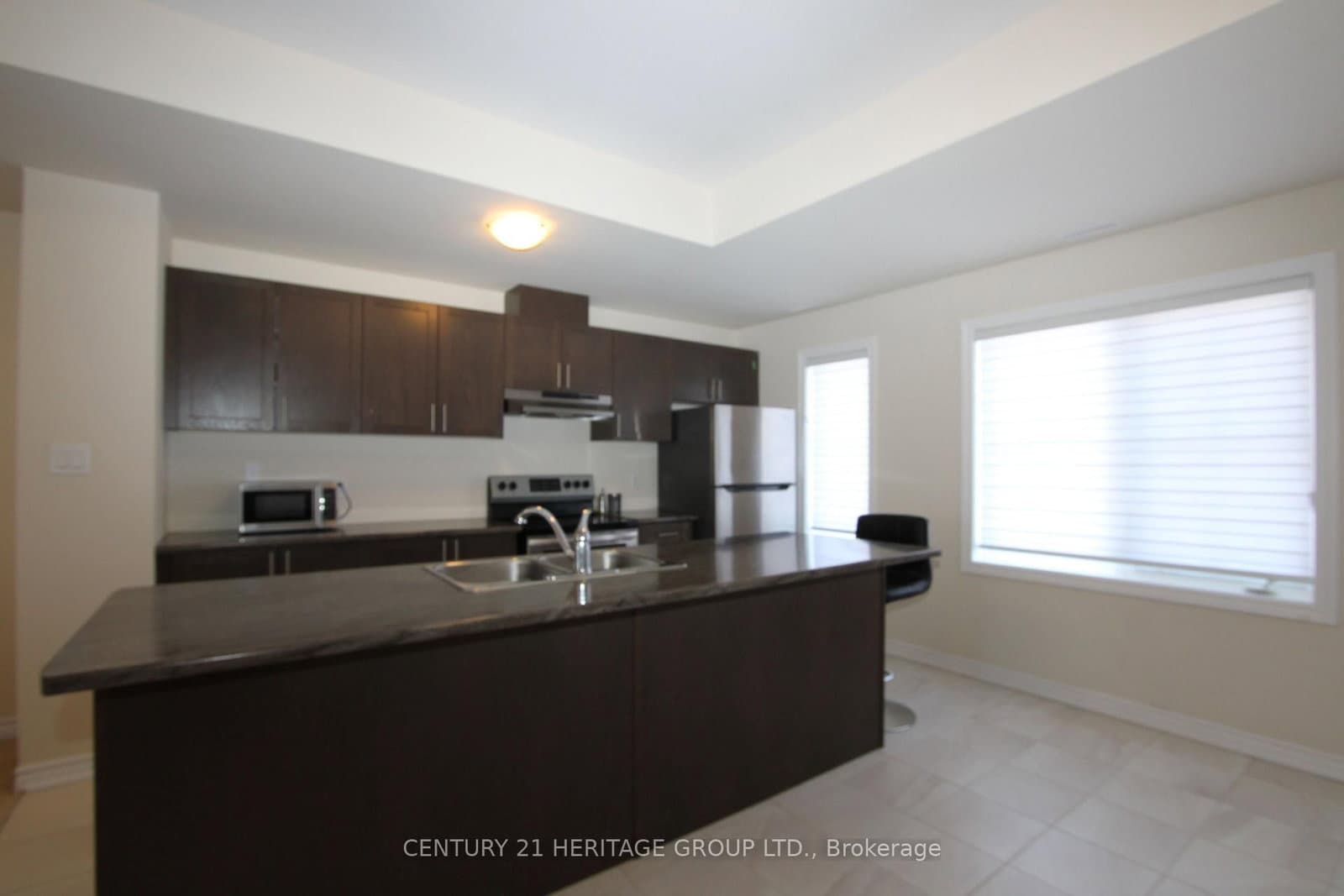 677 Park Road N, Unit 13 - Image 4